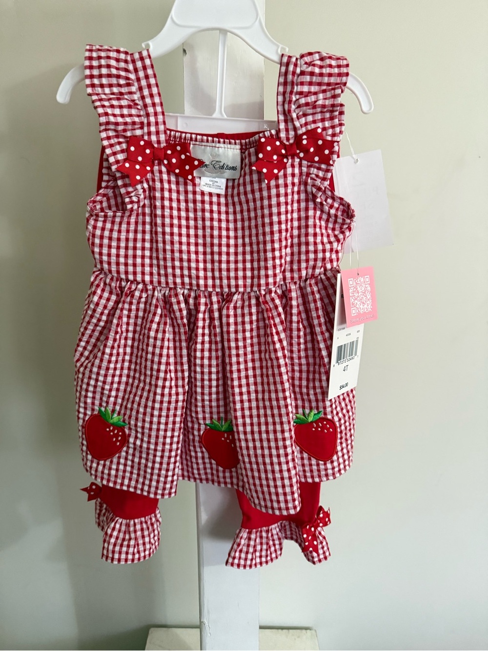 NWT Rare Editions Strawberry Outfit